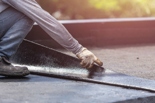 Professional Vapor Barrier Installation technician working in Mount Morris, MI